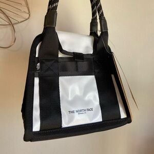 The North Face Mini Base Camp Bag Black/White